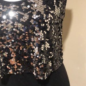 Topia Tops - Women’s S/M black & silver sequined razor back* Topia Tops - Women’s S/M black & silver sequined razor back*